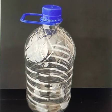 بطری پت ۴ لیتری با در و دسته (بسته ۳۰ تایی)